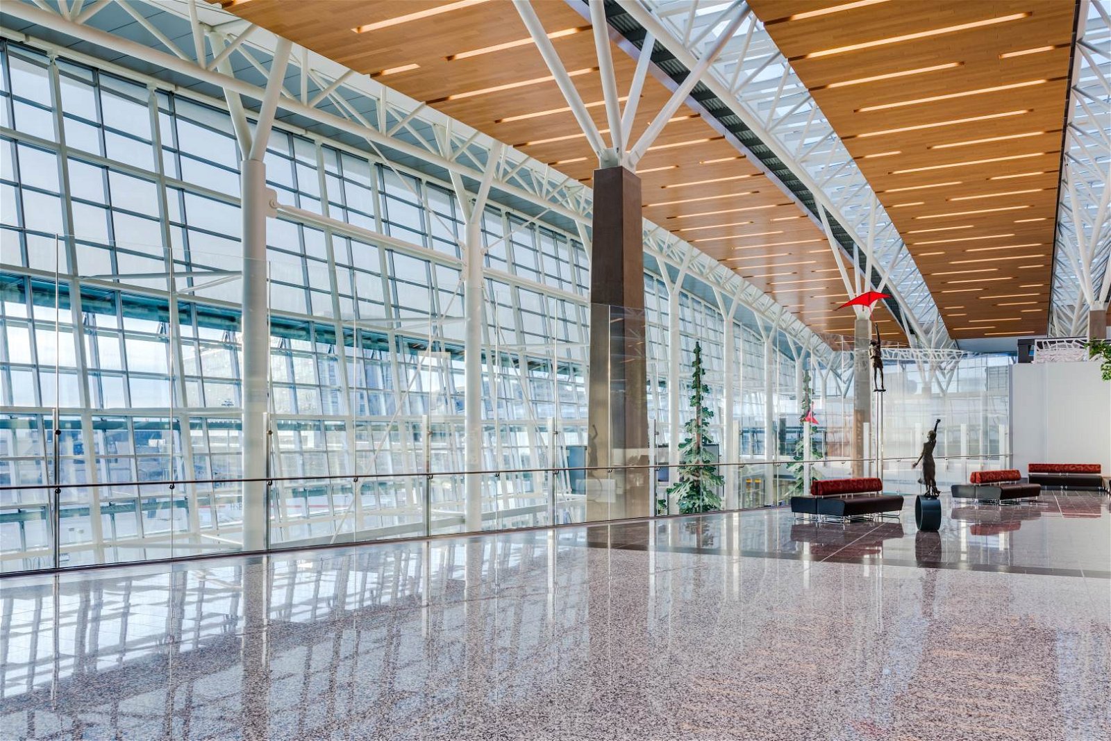 YYC Calgary International Airport International Facilities Project